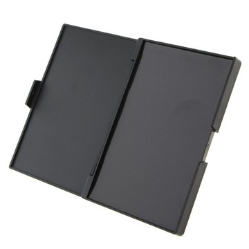 1 коробка с магнитным поддоном