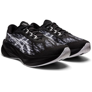 Buty do biegania ASICS Novablast 3 rozmiar 44,5 - ZOBACZ OPIS I FOTO