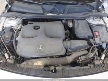 Mercedes GLA I 2019 Mercedes-Benz GLA 2019 MERCEDES-BENZ GLA 250 4MATIC 2.0 Benzyna 208KM, zdjęcie 9