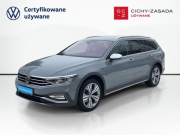 Volkswagen Passat B8 Variant Facelifting 2.0 TDI SCR 200KM 2022 Volkswagen Passat ALLTRACK TDI 200KM DSG FVAT23 Kamera Cofania MATRIX