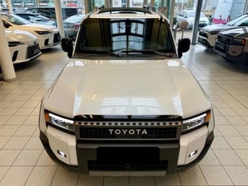 Toyota Land Cruiser VII Terenowy 5d 2.8 D-4D 204KM 2025 Od ręki - Executive 2.8 MHEV 205KM | Dach panoramiczny!, zdjęcie 1