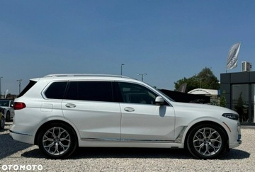 BMW X7 SUV Facelifting 3.0 40i 381KM 2022 BMW X7 xDrive40i, 3.0L 3.0 Benzyna 382KM, zdjęcie 2