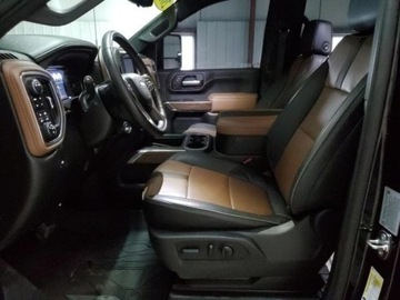 Chevrolet Silverado II 2023 Chevrolet Silverado k2500 High Country, 2023r., 4x4, 6.6L 6.6 Diesel 445KM, zdjęcie 7