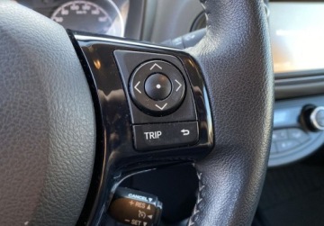 Toyota Yaris III Hatchback 5d Facelifting Hybrid 100KM 2017 Toyota Yaris Hybrid 100 Life Toyota Mikolajczak Leszno 1.5 Hybryda 100KM, zdjęcie 21