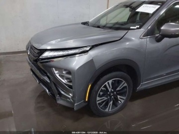 Mitsubishi Eclipse Cross 2023 Mitsubishi Eclipse Cross 1.5 benzyna 152KM 4X4 wersja SEL-SAWC, drobna szk, zdjęcie 13
