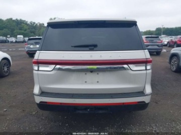 Lincoln Navigator III 2022 Lincoln Navigator Reserve 2022 3.5 Benzyna 440KM, zdjęcie 4