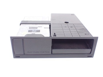 MODUŁ AMI MUSIC INTERFACE 8T0035785A AUDI A4 A5 8T