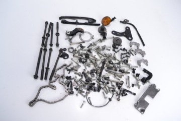 Śruby stelaż wypełnienie HONDA CB 750 HORNET 23-25