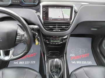 Peugeot 2008 I SUV Facelifting 1.6 BlueHDi 99KM 2017 Peugeot 2008 Navi Kamera Panorama Klimatronik Alu 1.6 Diesel 100KM, zdjęcie 21