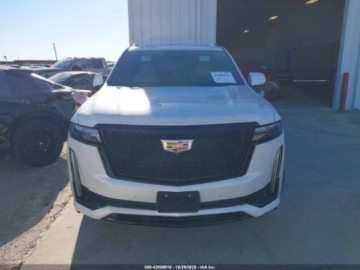 Cadillac Escalade III 2023 Cadillac Escalade 2023r., 6.2L, ESV, 4WD, 4dr Sport 6.2 Benzyna 420KM, zdjęcie 1