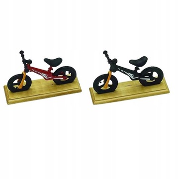 Miniaturowy model roweru Mini do