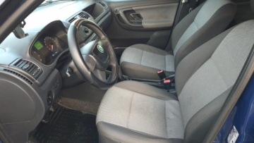 Skoda Fabia II Kombi Facelifting 1.4 16V 85KM 2012 Skoda Fabia Ozarow Mazowiecki 2012 rok produkcji 1.4 benzyna LPG, zdjęcie 5