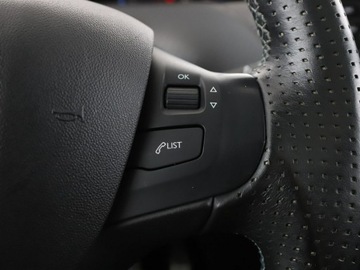 Peugeot 2008 I SUV Facelifting 1.2 PureTech 110KM 2019 Peugeot 2008 Crossway, Kamera, Panorama, Navi, zdjęcie 29