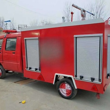 ТРЕУГОЛЬНЫЙ СВЕТООТРАЖАЮЩИЙ ЗНАК ГРУЗОВИКА