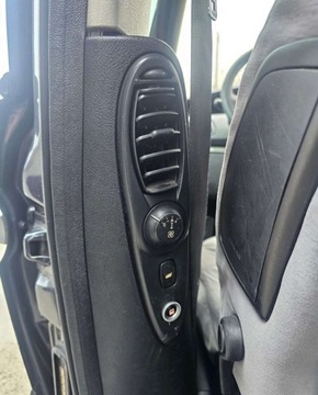 Citroen C8 2007 Citroen C8 Citroen C8 2.0 HDi SX 2.0 Diesel 120KM, zdjęcie 14