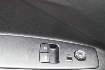 Hyundai i10 III Hatchback Facelifting 1.0 MPI 67KM 2024 Hyundai i10 6 000 km, 2024 – miejski ideał czeka na nowego właściciela., zdjęcie 23