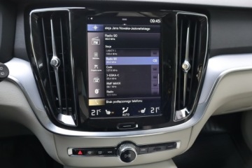 Volvo V60 I Kombi Facelifting 2.0 D3 DRIVE-E 150KM 2018 Volvo V60 D3 2.0, Skóra, Navi, Klima, Klimatronic, zdjęcie 12