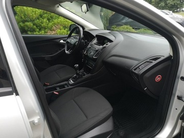 Ford Focus III Hatchback 5d facelifting 1.6 Ti-VCT 85KM 2015 Ford Focus 1.6 16V Benzyna Klima Podgrz. szyby, zdjęcie 18