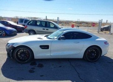 Mercedes AMG GT C190 2016 Mercedes-Benz AMG GT 2016, 4.0L, 4x4, S, od ubezpieczalni 4.0 Benzyna 503KM, zdjęcie 2