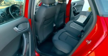 Audi A1 I Hatchback 3d 1.6 TDI 90KM 2013 Audi A1 Sportback 1,6 TDI 90KM Klima Serwis 1.6 Diesel 90KM, zdjęcie 6
