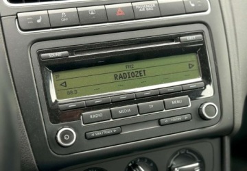 Volkswagen Polo V Hatchback 5d 1.4 85KM 2009 Volkswagen Polo 1.4 Benzyna 86 KM MPI 1.4 Benzyna 86KM, zdjęcie 21