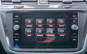 Volkswagen Tiguan II SUV Plug-in 1.4 TSI e-HYBRID 245KM 2022 Volkswagen Tiguan Volkswagen Tiguan Elegance Plug-in Hybrid 1.4TSI 245KM, zdjęcie 15