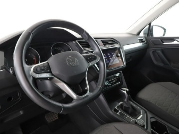 Volkswagen Tiguan II SUV Facelifting 2.0 TDI 150KM 2021 Volkswagen Tiguan FV23 full led dsg pdc navi auto, zdjęcie 13