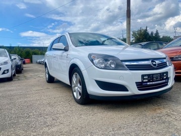 Opel Astra H Kombi 1.4 TWINPORT ecoFLEX 90KM 2010 Opel Astra Edition 111 Jahre 1.4 Benzyna 90KM, zdjęcie 28