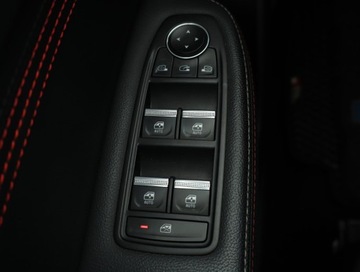 Renault Arkana SUV 1.3 TCe 140KM 2021 Renault Arkana 1.3 TCe, Salon Polska, Serwis ASO, zdjęcie 16