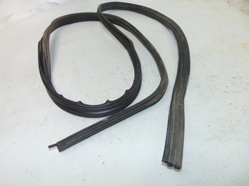 VW GOLF II MK2 5D 91r ПРОКЛАДКА ДВЕРИ ЗАДНЯЯ ПРАВАЯ