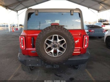 Ford Bronco VI 2023 Ford Bronco Badlands 2023 2.3 Benzyna 275KM, zdjęcie 4