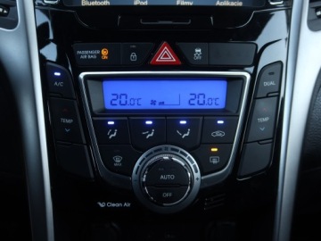 Hyundai i30 II 2013 Hyundai i30 1.6 CVVT, Salon Polska, Skóra, Navi, zdjęcie 12