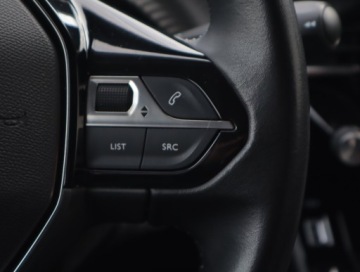 Peugeot 2008 II SUV 1.2 PureTech 100KM 2020 Peugeot 2008 1.2 PureTech, Salon Polska, zdjęcie 18