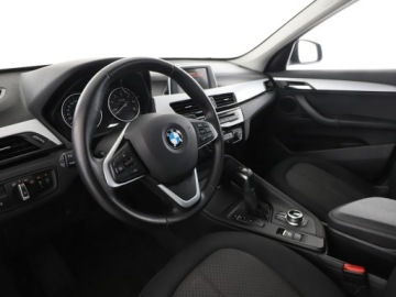 BMW X1 F48 Crossover sDrive18d 150KM 2017 BMW X1 2.0d Automat Advantage Nawigacja Tempomat, zdjęcie 13