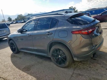 Alfa Romeo Stelvio SUV 2.0 Turbo 280KM 2018 Alfa Romeo Stelvio Sport 2018 2.0l 2.0 Benzyna 280KM, zdjęcie 1