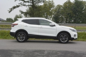 Nissan Qashqai II Crossover Facelifting 1.3 DIG-T  160KM 2019 Nissan Qashqai 1.3 DIG-T kamera 360 automat nawi, zdjęcie 10