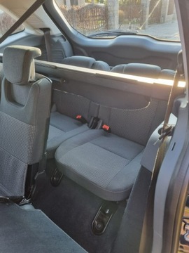 Ford C-MAX II Minivan 1.6 Duratec 125KM 2012 Ford Grand C-MAX 1.6 125km benzyna / Serwis ASO /, zdjęcie 12