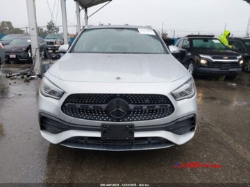 Mercedes GLA II 2021 Mercedes-Benz GLA 2021 r., 2,0L 4MATIC 2.0 Benzyna 221KM, zdjęcie 1