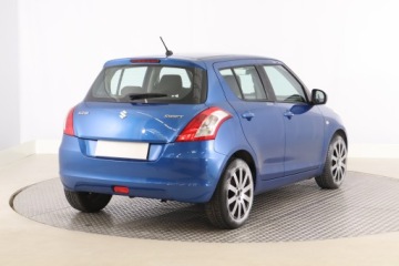Suzuki Swift V Hatchback 3d Facelifting 1.2 VVT 94KM 2015 Suzuki Swift 1.2, Salon Polska, Serwis ASO, Klima, zdjęcie 4