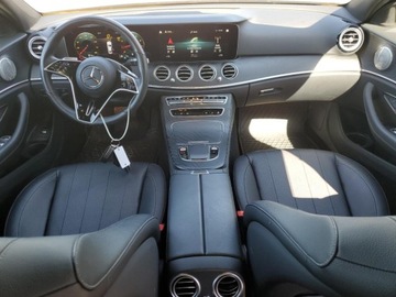 Mercedes Klasa E W214 2023 Mercedes-Benz Klasa E 350 4Matic 2023 2.0l 2.0 Benzyna 255KM, zdjęcie 8