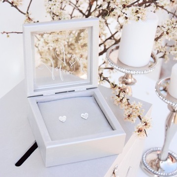 БОЛЬШАЯ СЕРЕБРЯНАЯ КОРОБКА ДЛЯ КОНВЕРТОВ + гламурные ОБРУЧАЛЬНЫЕ КОЛЬЦА