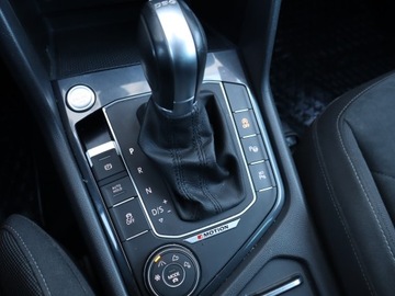 Volkswagen Tiguan II SUV 2.0 TDI 190KM 2016 VW Tiguan 2.0 TDI, Salon Polska, Serwis ASO, zdjęcie 12