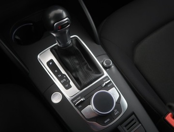 Audi A3 8V Sportback 5d Facelifting 1.5 35 TFSI 150KM 2020 Audi A3 35 TFSI, Salon Polska, Serwis ASO, zdjęcie 15