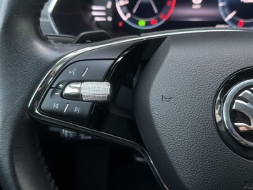 Skoda Octavia IV Liftback 2.0 TDI 150KM 2022 Skoda Octavia 2.0TI 150KM Style DSG l LED Matrix,, zdjęcie 19