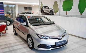 Toyota Auris II Hatchback 5d Facelifting 1.33 Dual VVT-i 99KM 2015 Toyota Auris 1.33 VVT-i Active 1.3 Benzyna 99KM, zdjęcie 2