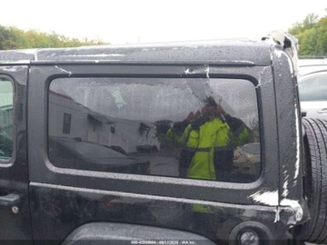 Jeep Wrangler IV 2023 Jeep Wrangler 2-Door Sport S 2023 2.0l 2.0 Benzyna 270KM, zdjęcie 10