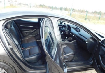 Mazda 3 IV Sedan 2.0 SkyActiv-X 186KM 2022 Mazda 3 z Gwarancja Bezwypadkowa 100 Full Opcja 2.0 Benzyna 186KM, zdjęcie 9