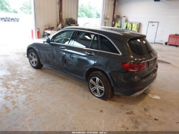 Mercedes GLC C253 2021 Mercedes-Benz GLC 300 4Matic Suv 2021 2.0l 2.0 Benzyna 255KM, zdjęcie 3