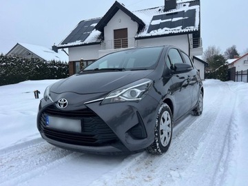 Toyota Yaris III Hatchback 5d Facelifting 2017 1.5 Dual VVT-iE 111KM 2017 Toyota Yaris 1,5 BENZYNA,111 koni, kamera, zarejestrowana w PL