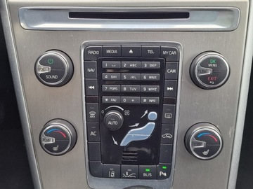 Volvo XC60 I SUV 2.0 T5 240KM 2011 Czarne Volvo XC60 2.0T Benzyna 240PS FULL, zdjęcie 27